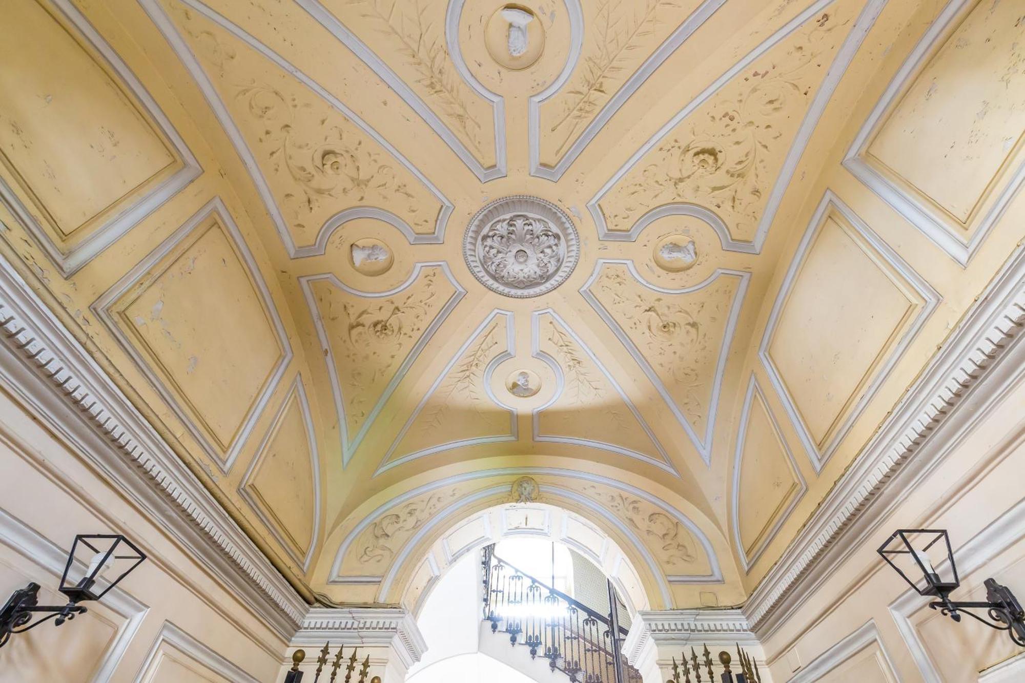 Duomo Grand Family Loft Apartment Naples