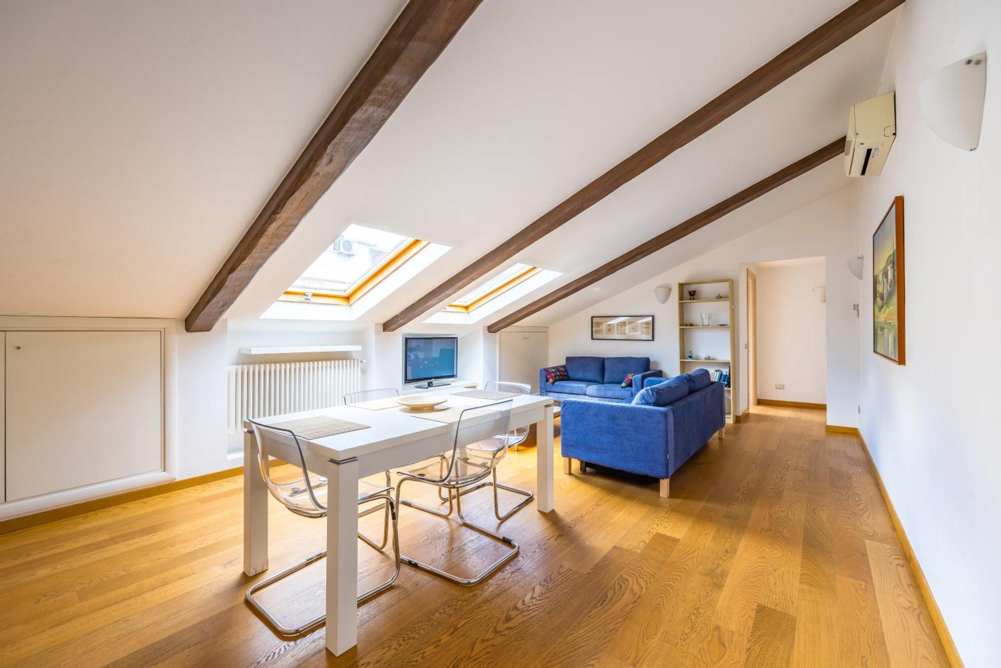 Duomo Grand Family Loft * Naples